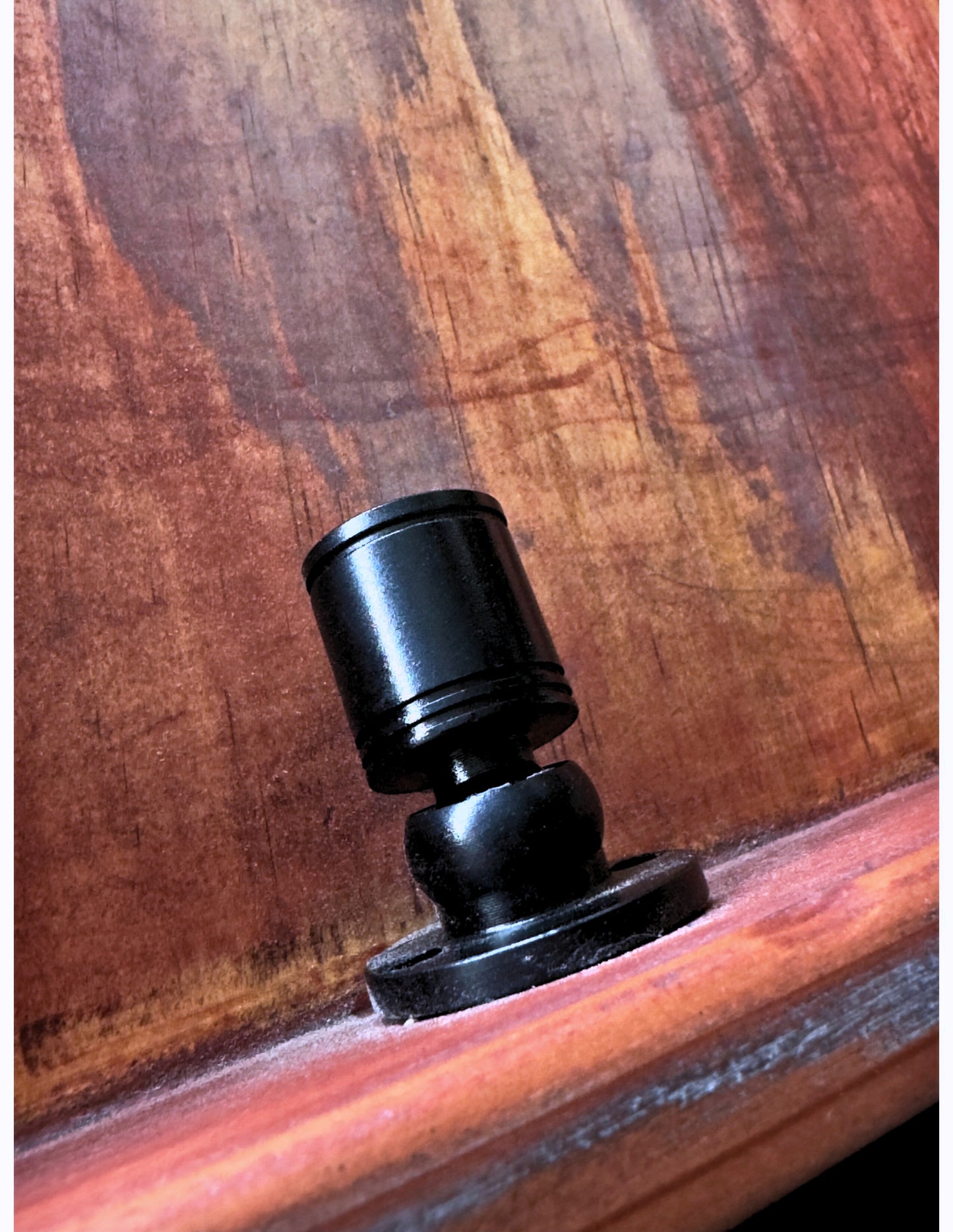 The Uke Barn - Wall frame for Soprano Ukulele - Relic Series - Barn Red