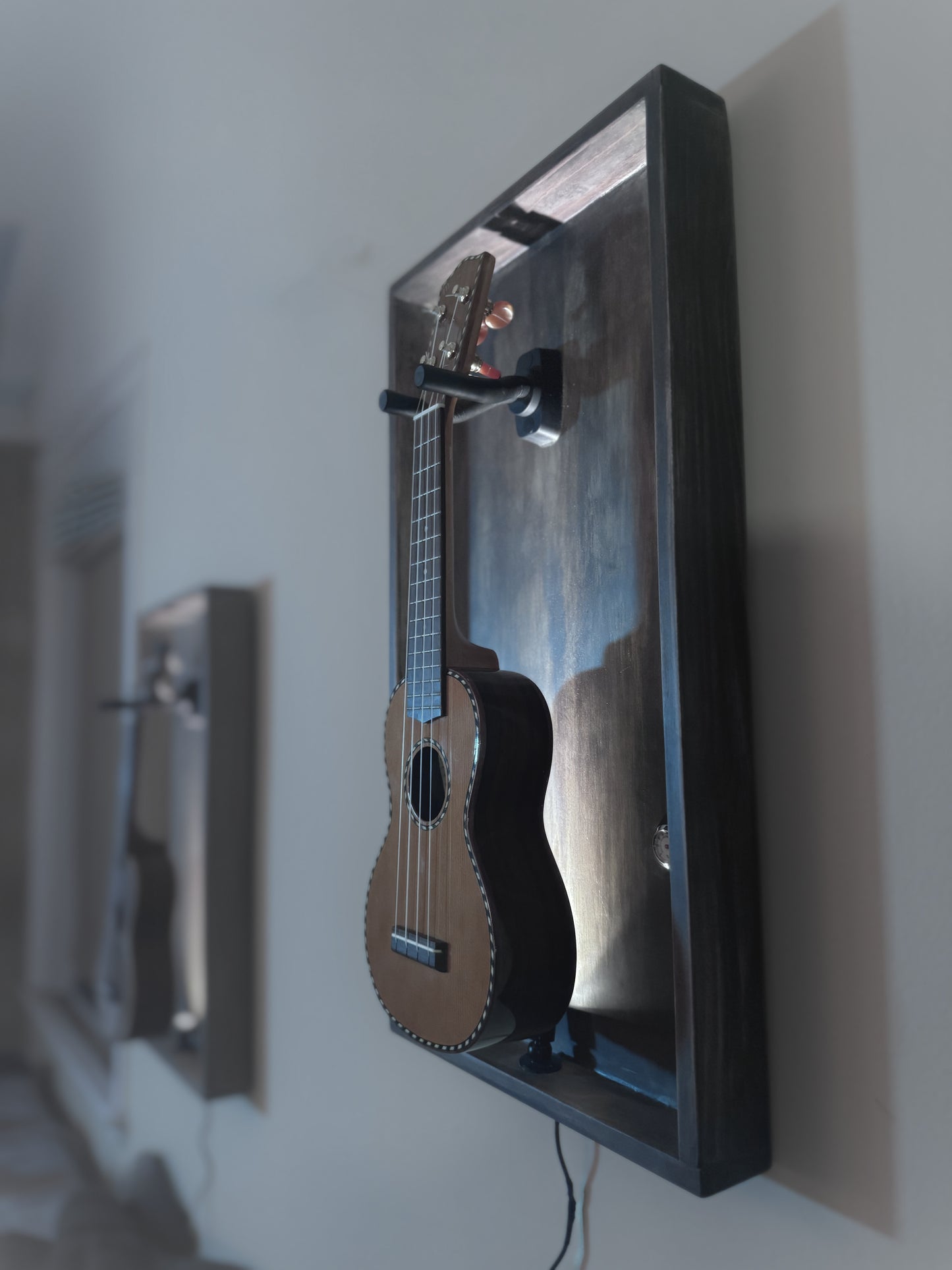 The Uke Barn - Wall frame for Soprano Ukulele - Relic Series - Urban Gray