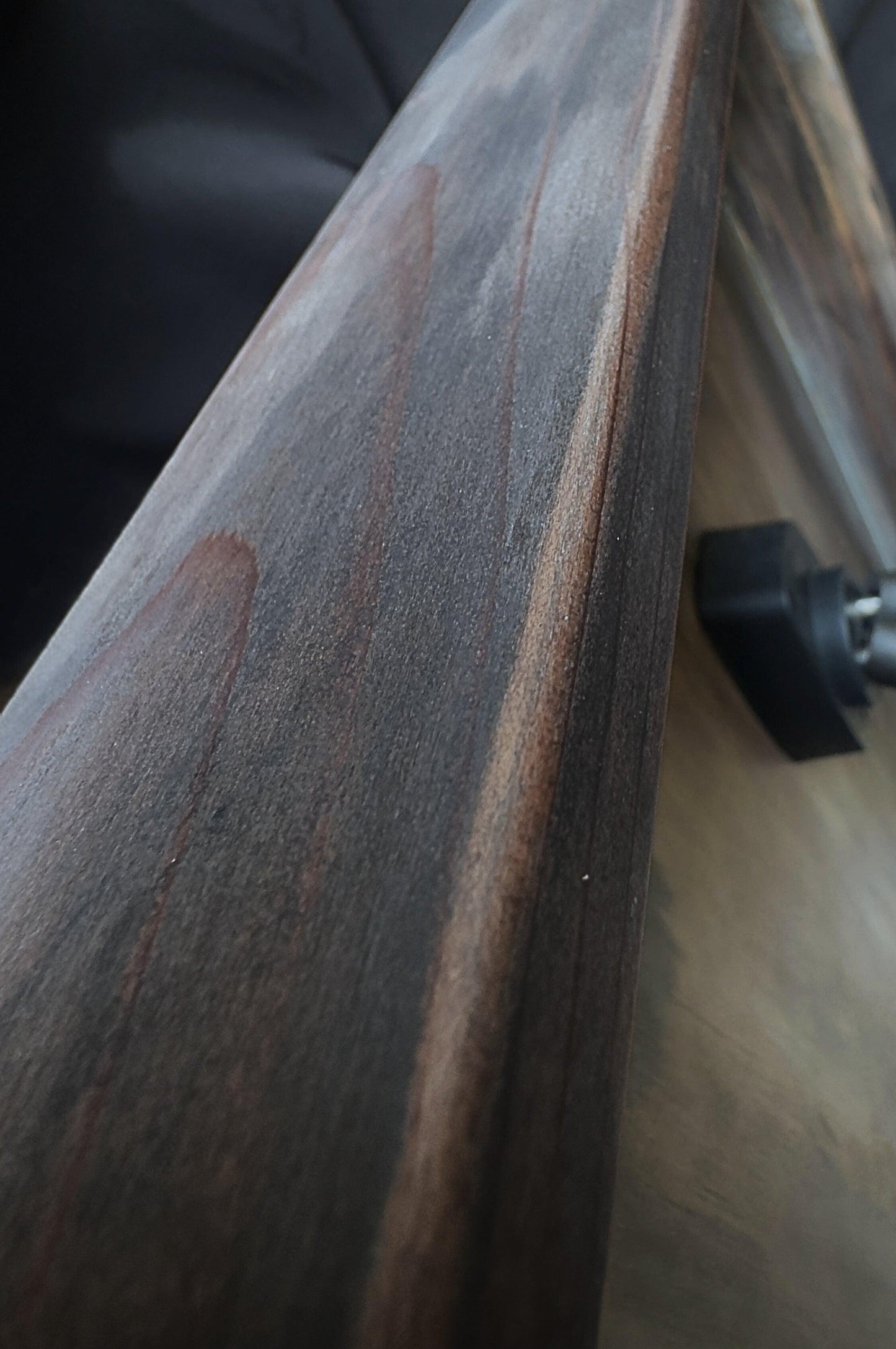 The Uke Barn - Wall frame for Soprano Ukulele - Relic Series - Urban Gray - SONICTOPIA